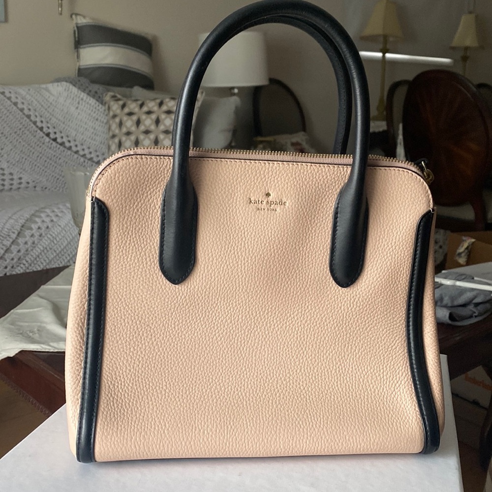 ✨🌷💗Authentic Kate Spade Top Handle Pink pebble leather Purse💗🌷✨